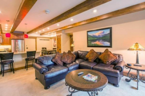 Villa Cortina with Access to Gondola Vail